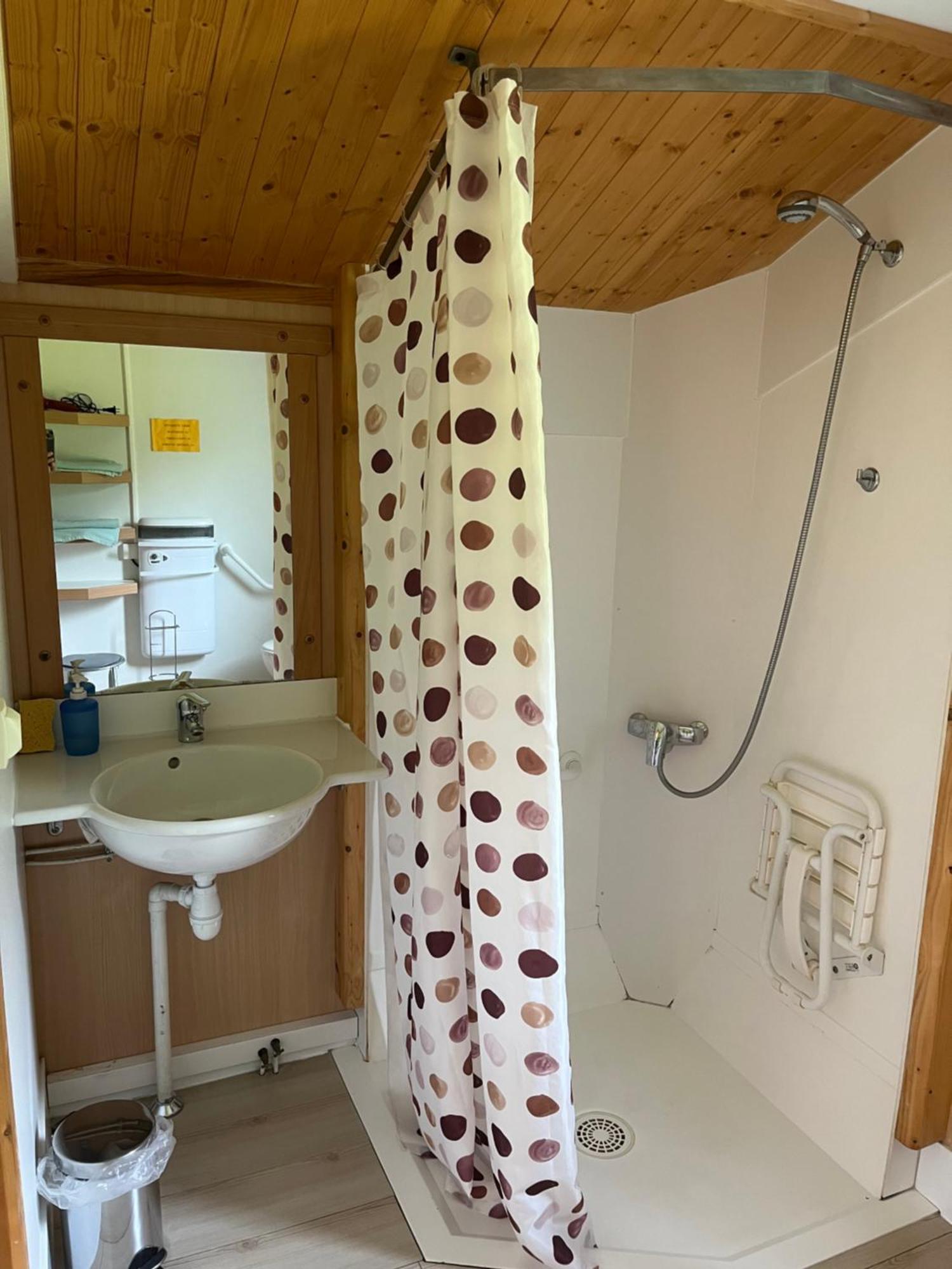Les Chalets Du Piou Bussieres  Екстериор снимка